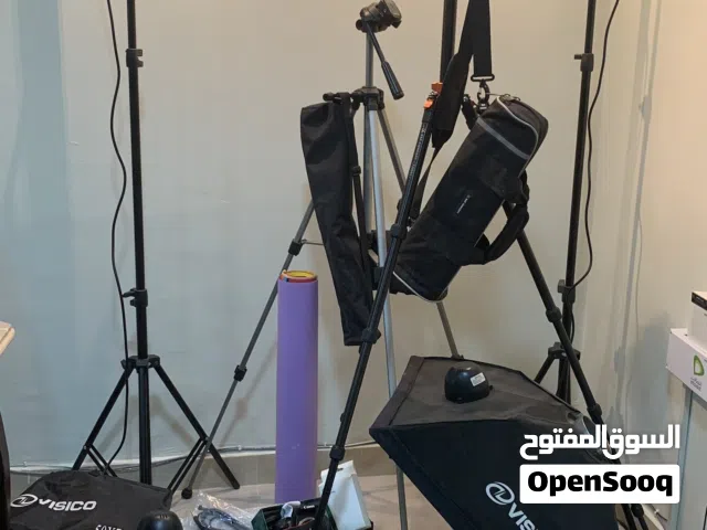 Studio lighting kit includes soft light boxes, stands, lamps, carrying case + camera tripod+ camera