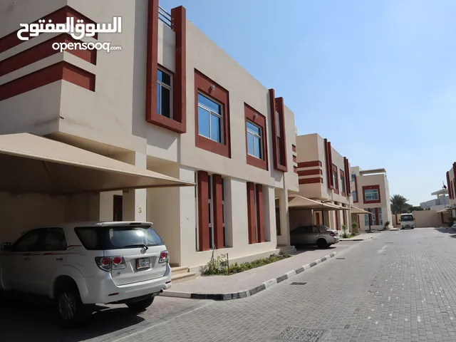 350 m2 5 Bedrooms Villa for Rent in Doha Muraykh