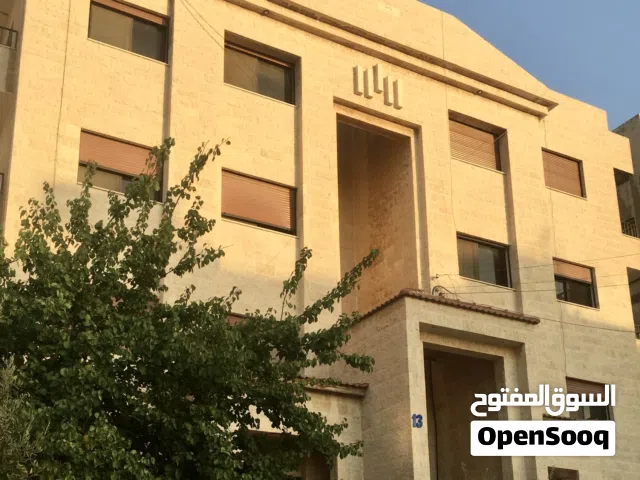 شقه للإيجار ضاحية الرشيد–حي الجامعة–خلف مخابز بسمات وقرب مدراس المنهل العالمية- للتواصل / ابو محمد