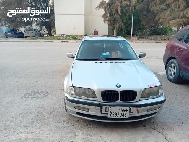 BMW 320 2003 in Tripoli