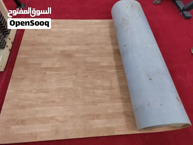 فرصة لأصحاب الصالات والنوادي الرياضية!  رول أرضية PVC عالي الجودة بسُمك 10 ملم – مخصص لحماية