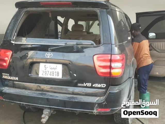 2004 تويوتا سيكويا Limited