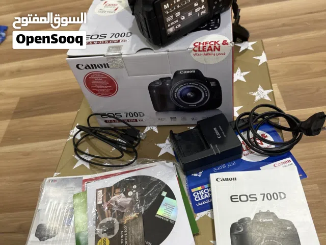 للبع كمرا كنون 700D