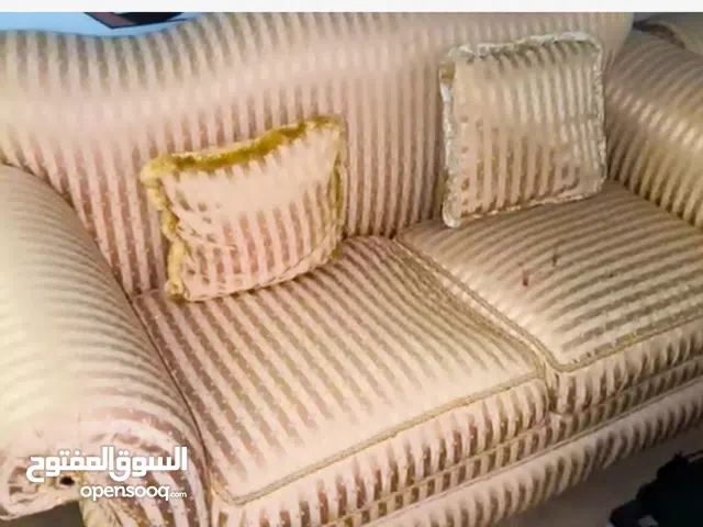 صالون ايطالي فرساتشي مستعمل نضيف