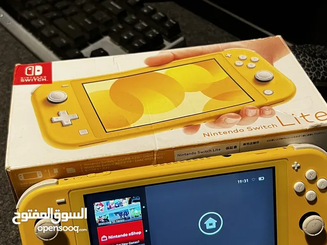 Nintendo switch lite with box and charger