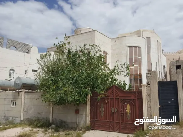 5m2 More than 6 bedrooms Villa for Sale in Sana'a Bayt Baws