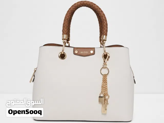 ALDO. نوع التصميم: حقيبة يد وتوت (Top Handle Satchel / Tote Bag) تأتي بلون أبيض (Off-white/Bone) مع