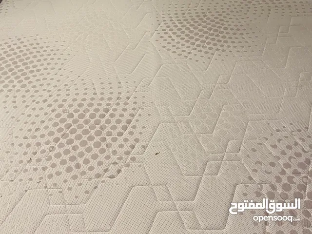 فراش طبي مضغوط استعمال سنه بحاله ممتازه صناعه تركية نظيف