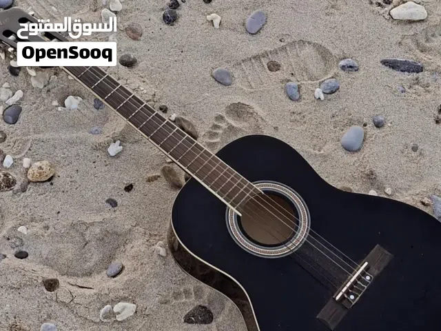 جيتار كلاسيكي للبيع