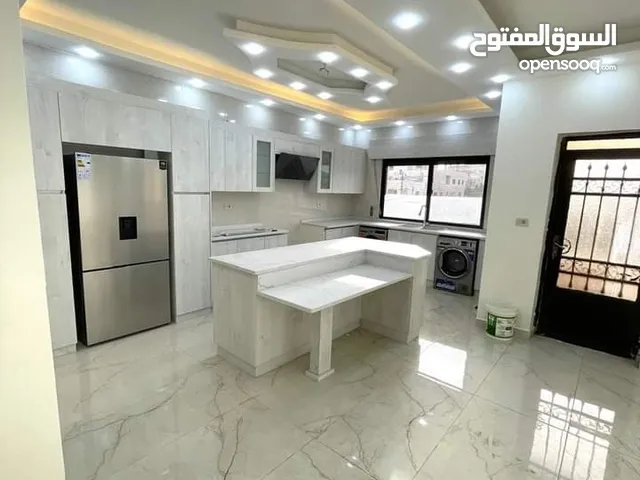 220 m2 3 Bedrooms Apartments for Sale in Amman Al Muqabalain