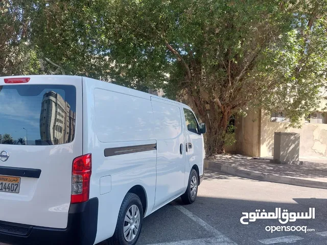 Nissan UrVan Bus Cargo Van Well Mantaine Single Ownar