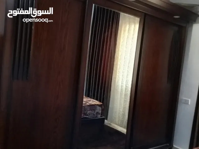 غرفه نوم لاتيه وزان وقشره بلوط للبيع مستعجل