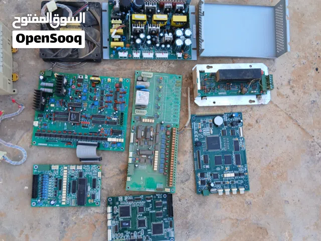 صندوق كهربائي وPLC و لوحات