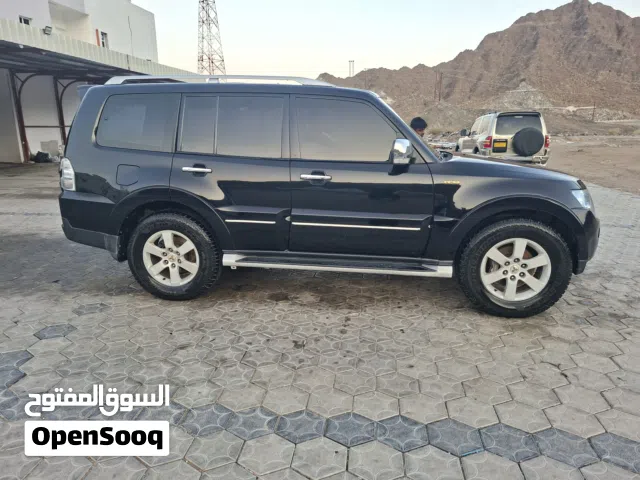 باجيرو رقم 1 خليجي كل شي شغال  ومكيف مركز وشاشه 2008