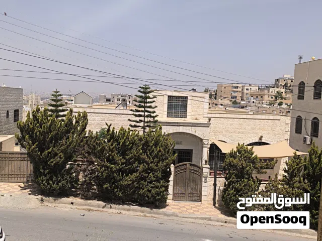 منزل مستقل للبيع 3  طوابق من المالك مباشره