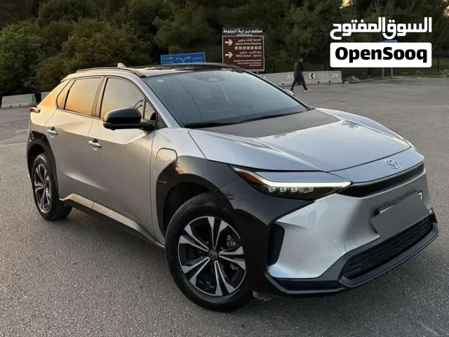 2023 تويوتا bZ bZ4X