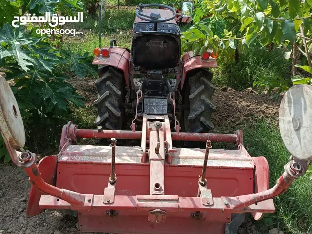 2007 Tractor Agriculture Equipments in Al Dhahirah