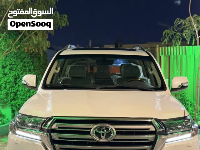 2018 تويوتا لاند كروزر GXR