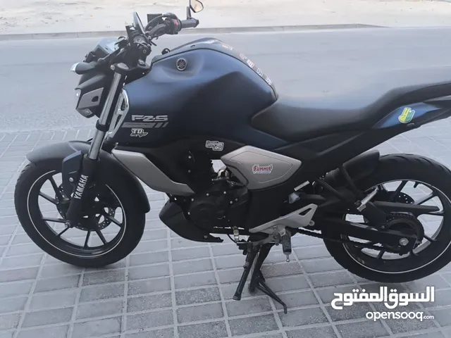 Yamaha fzs