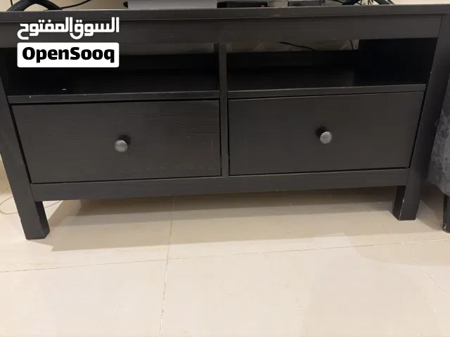 طاولة تلفزيون ايكيا استخدام خفيف