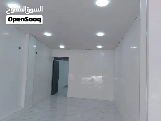 محل للايجار مقابل وينك كافيه