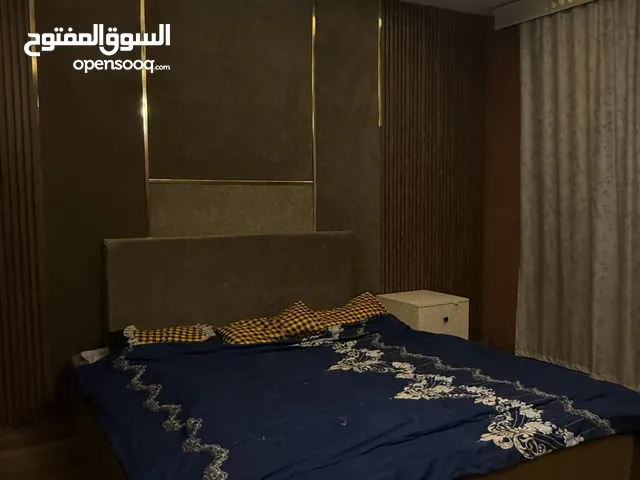 غرفه نوم نظيفه جدا للبيع