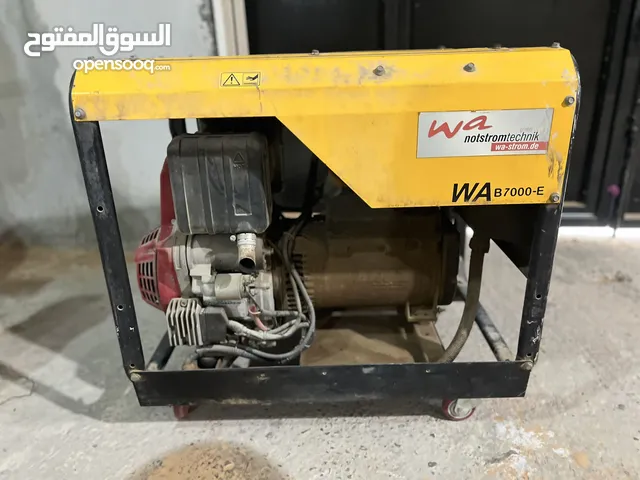 مولد كهرباء طلياني درجة أولى