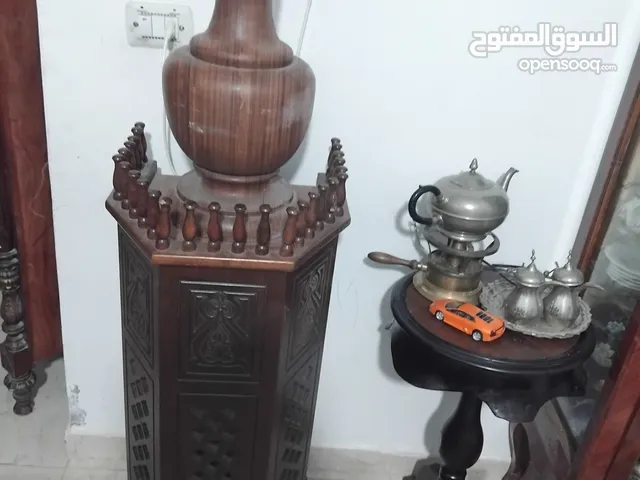تحف ونحاسيان