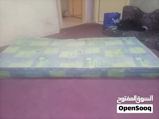 فرشة دسك طبية بحالة جيدة جدا عدد2