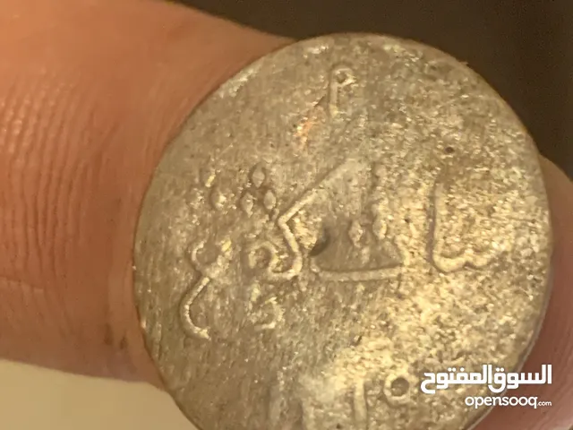 تحف من العصر الذهبي اكثر من 200 عام من التاريخ