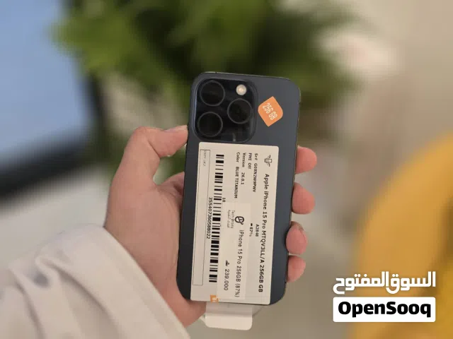 Apple iPhone 15 Pro 256 GB in Muscat