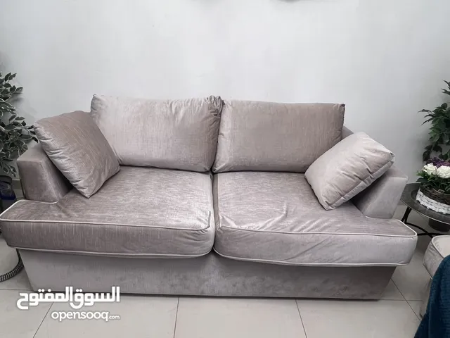 Two seat sofa /كنب للبيع