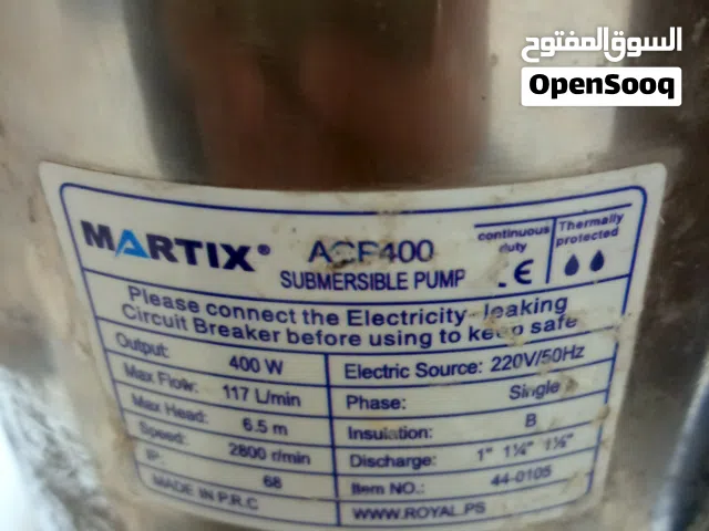 مضخة مياه بحالة جيده