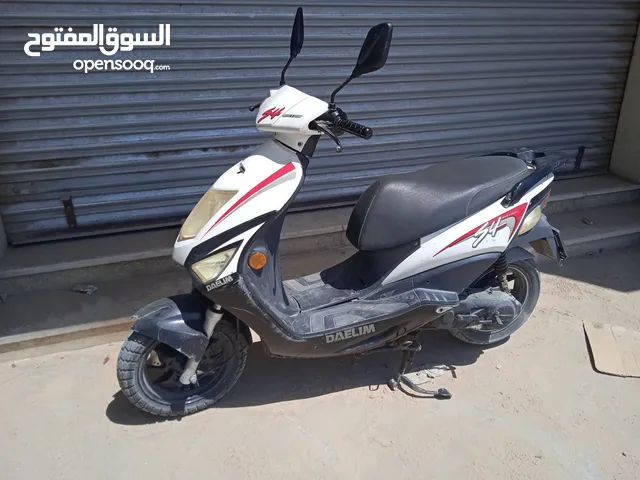 Vespa Sprint 50 2015 in Zawiya