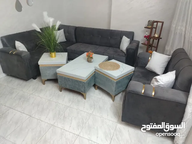 طقم كنب كورنر 9مقاعد تفصيل بحاله الجديد استخدام شهر فقط