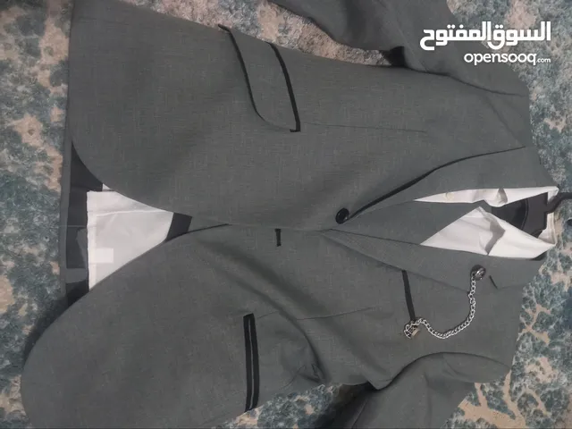 طقم رسمي لون رمادي
