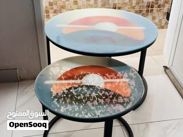 طاولة حديثة