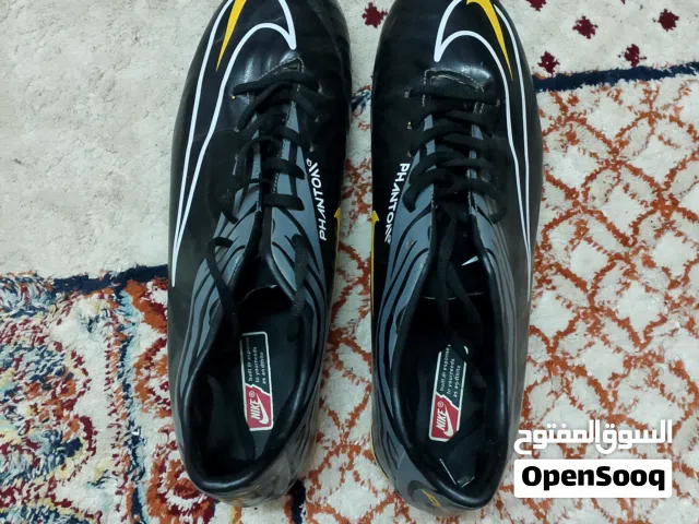 حذاء كرة قدم / لابچين