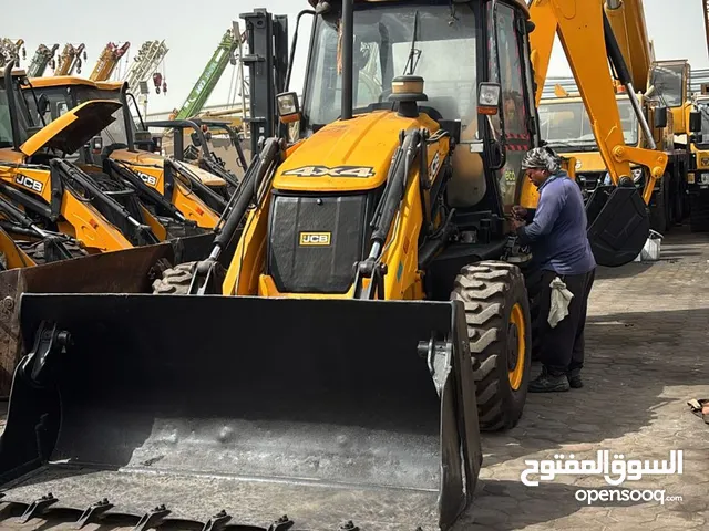 Jcb 3dx 92hp made in India JCB 3DX 92 حصان صنع في الهند