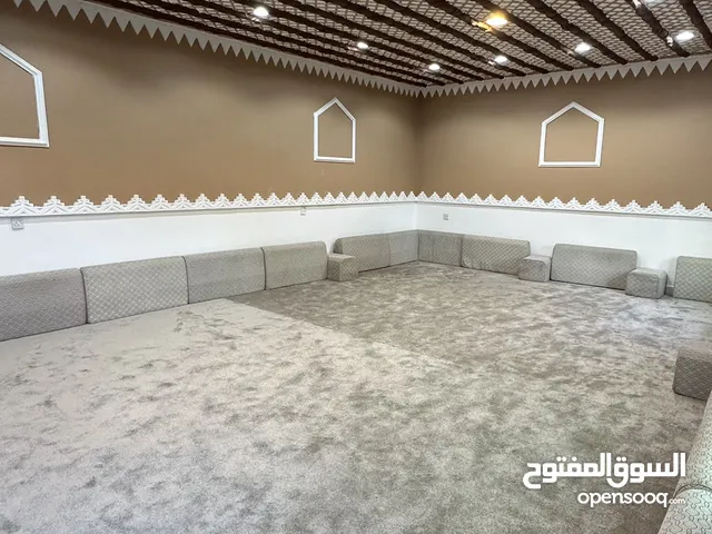 مطلوب مطعم شغال بالعماله يمني او مدير شريك