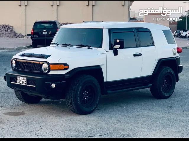 Used Toyota FJ in Mubarak Al-Kabeer