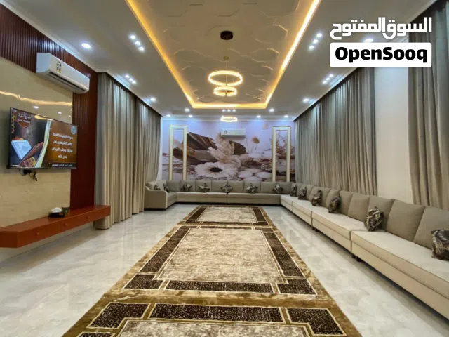 400 m2 4 Bedrooms Townhouse for Rent in Dhofar Salala