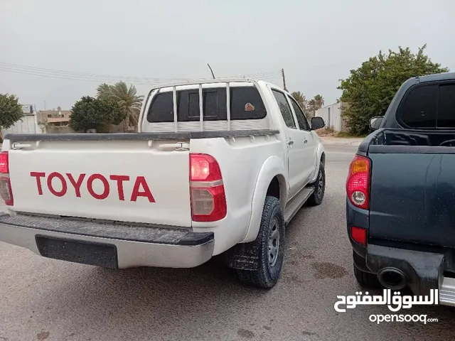 Toyota Hilux 2013 in Misrata