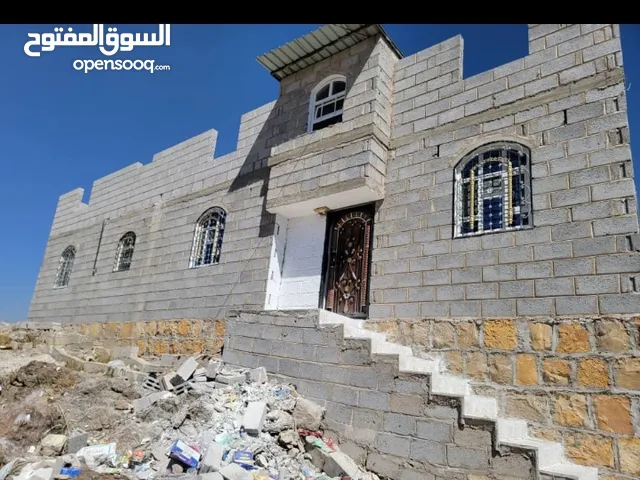 32 m2 4 Bedrooms Townhouse for Sale in Sana'a Al-Huthaily