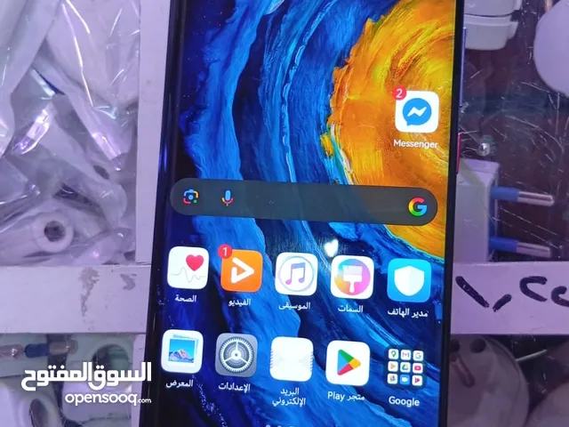 هواوي ميت 20برو للبدل او للبيع معاه شاحن وكفر