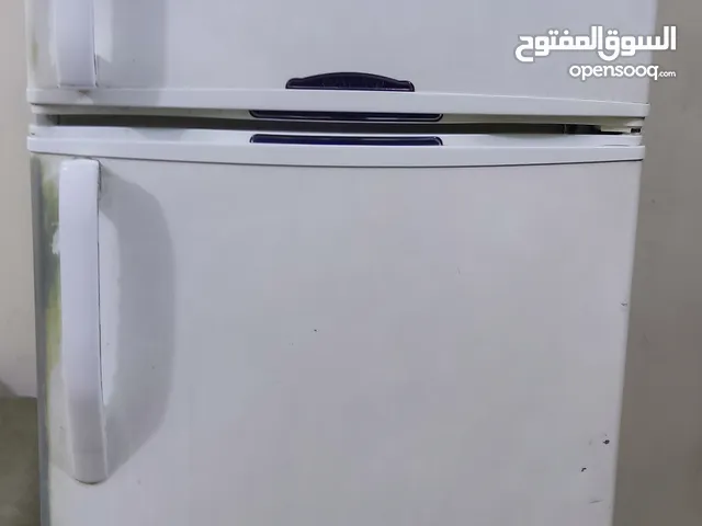 ثلاجة مستعملة نظيفة حجمها ،16 نوعها كونكورد شغالة