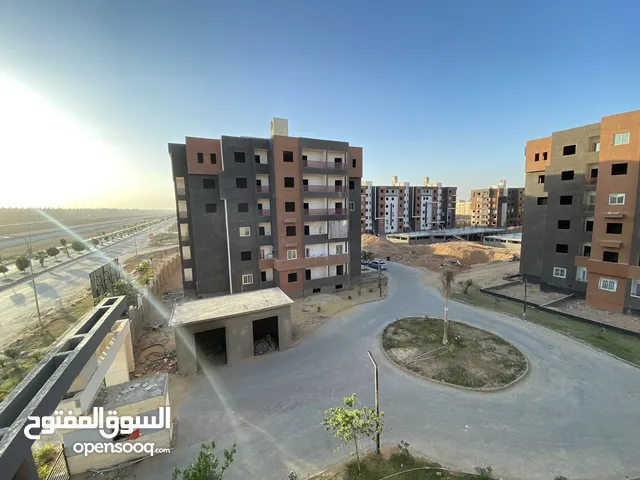 160 m2 4 Bedrooms Apartments for Sale in Giza 6th of October