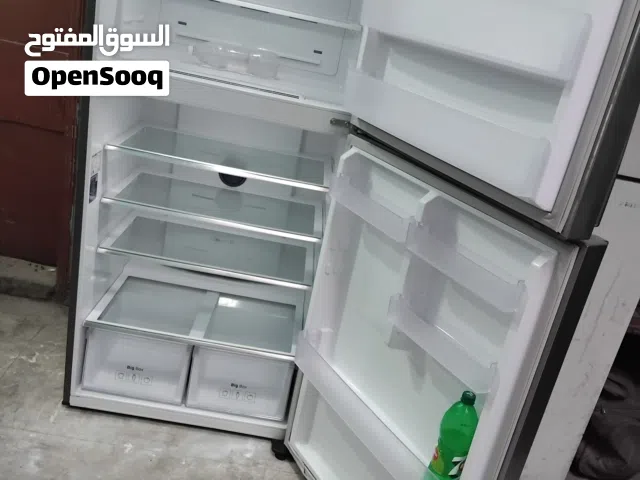 للبيع ثلاجة سامسونج 28 قدم استعمال خفيف معا التوصيل والكفاله
