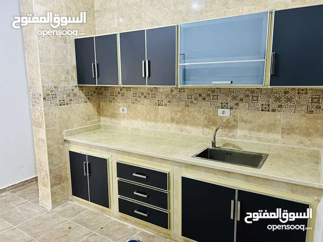 110 m2 3 Bedrooms Apartments for Rent in Tripoli Salah Al-Din