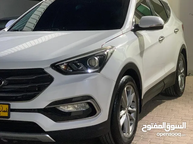 Used Hyundai Santa Fe in Muscat